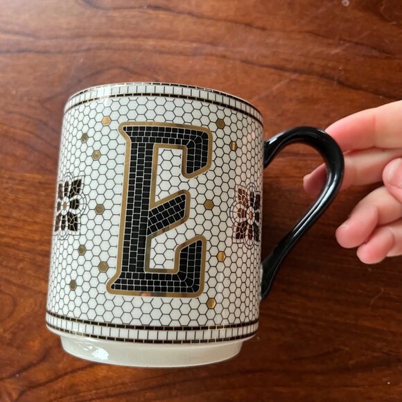 Anthropologie Margot Monogram Mug E Black & White With Gold Accents - Picture 1 of 4